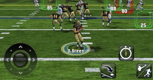 Madden NFL 11 on the iPad is pretty awesome