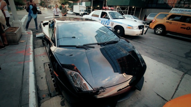 People stand in line, go crazy for Need for Speed in NY