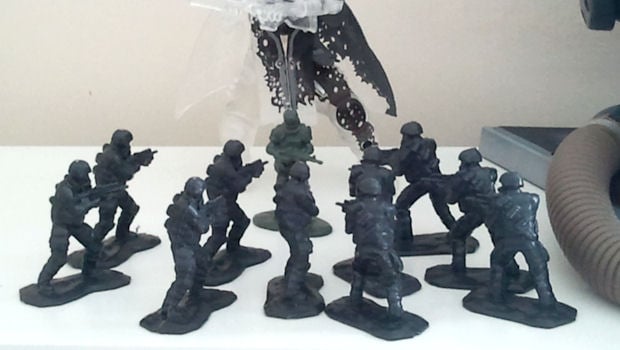 Win your own bag of Killzone 3 army men!