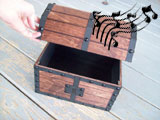 Make your own Zelda treasure chest with authentic sounds