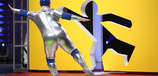 Microsoft bringing Hole in the Wall game to Kinect