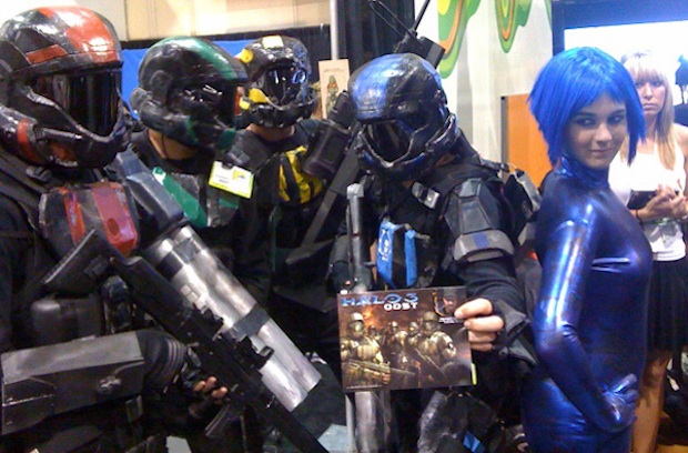 Microsoft at Comic-Con: Gears of War 3, gamer lounge