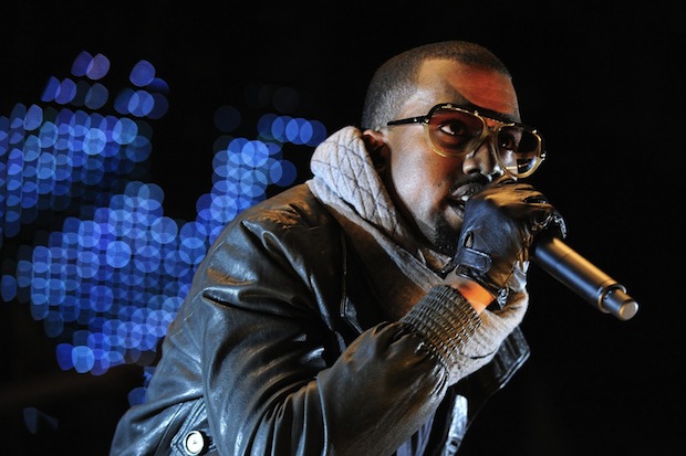 Kanye West is performing live at Call of Duty XP