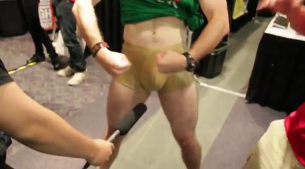 The Daily Hotness: Mr. Destructoid in hot pants