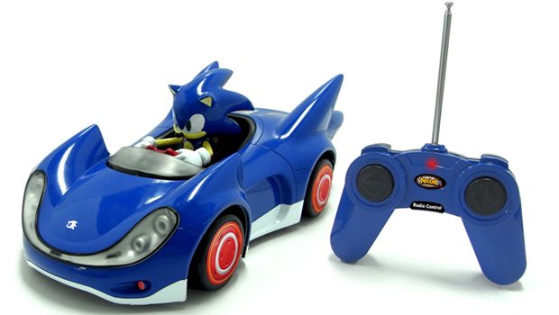 Sonic wants to 'give it' to Flo the Insurance Girl