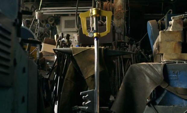 Blacksmith forges a real Kingdom Hearts Keyblade