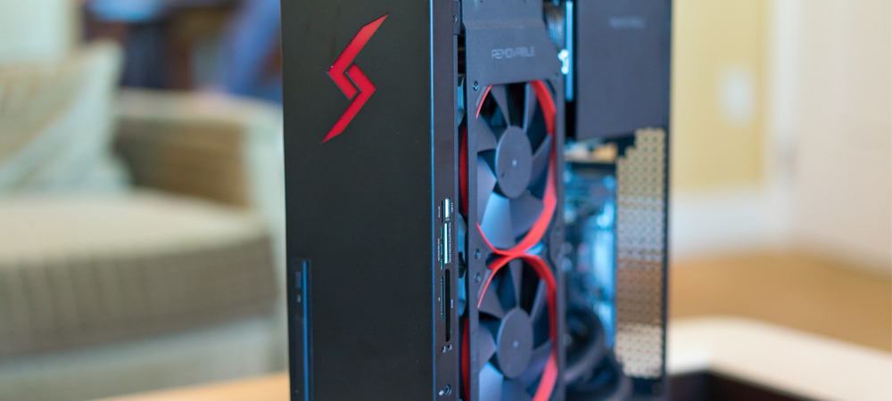 A closer look at Digital Storm's Bolt II Steam Box