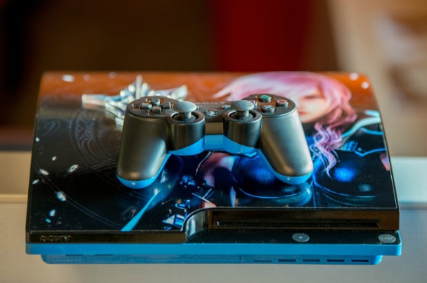 Contest: Win a custom Lighting Returns PS3!