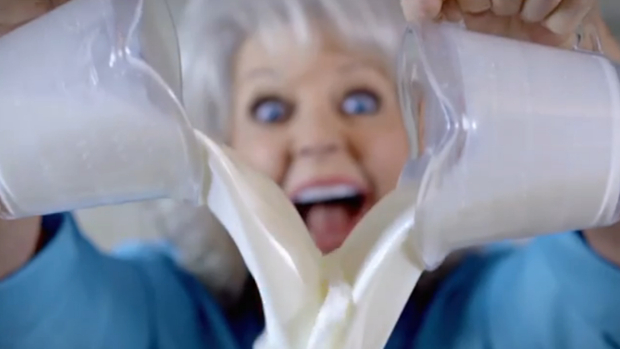 Paula Deen's butter-matching mobile game has a nightmare trailer