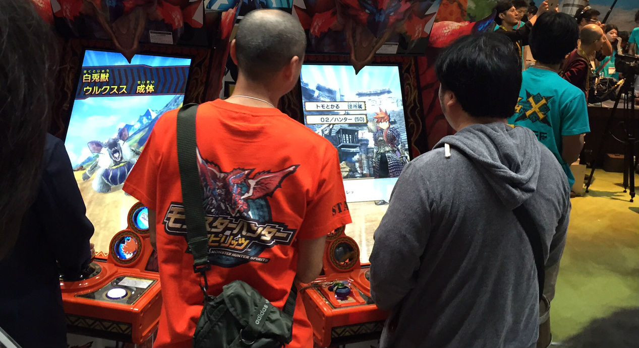 Monster Hunter Spirits is housed in a really cool arcade cabinet