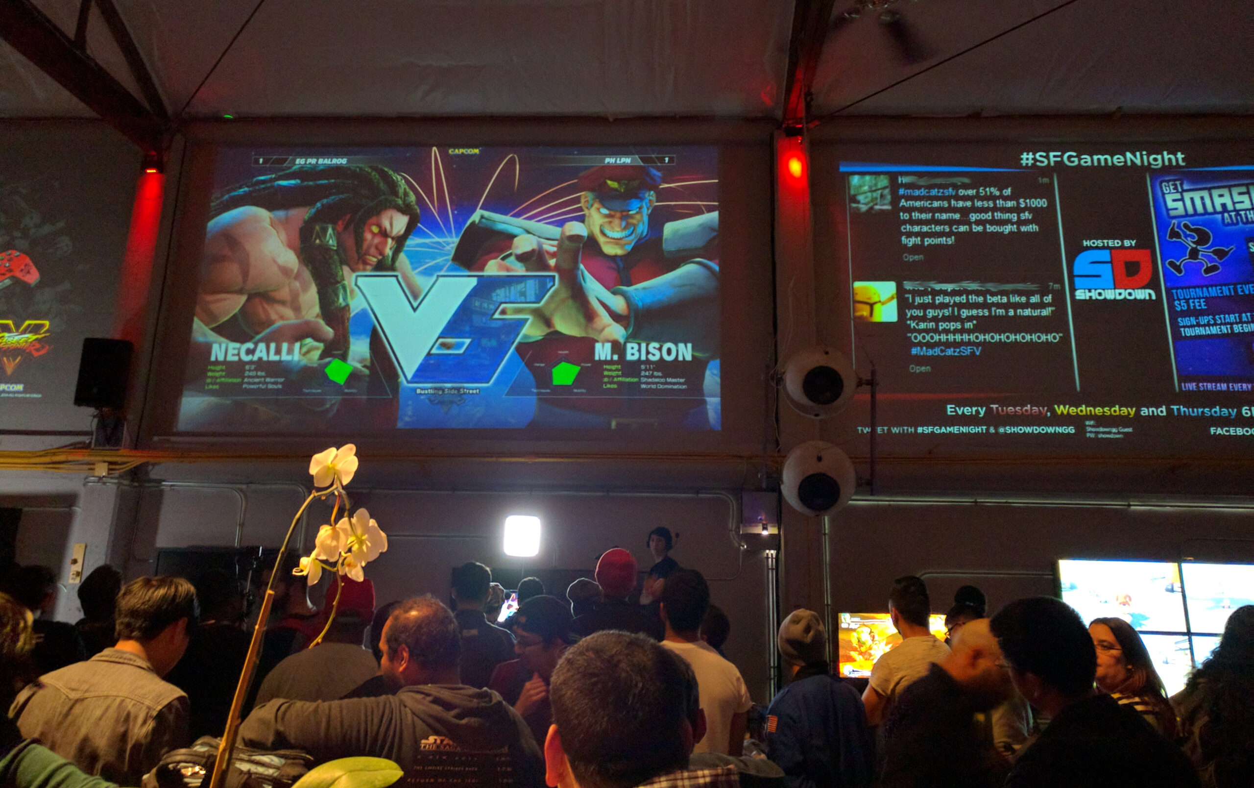 Handsome Street Fighter V fans raise good points during Mad Catz tourney