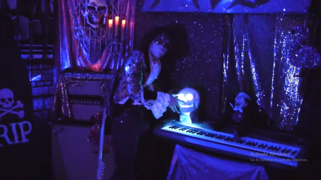 Let's remember Castlevania with this awesome dad-ass vampire guitarist