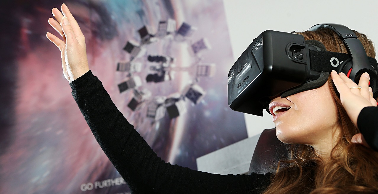The first batch of Oculus Rift PC bundles go up for pre-order next week