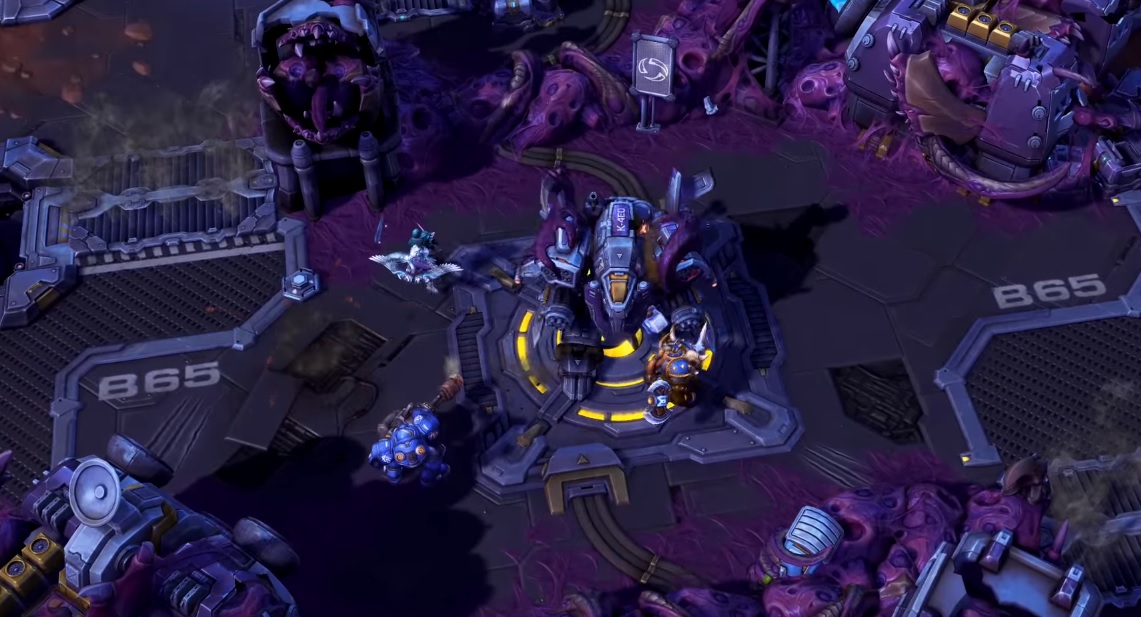 Braxis Holdout is a good stand-in for Haunted Mines in Heroes of the Storm