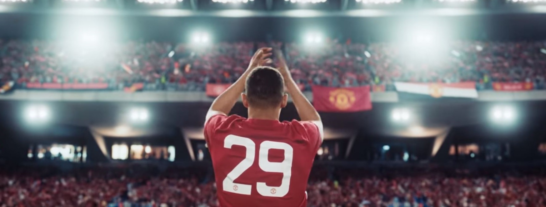 Cheap Xbox One units clearing out and FIFA 17 pre-order bonuses in Weekend Deals