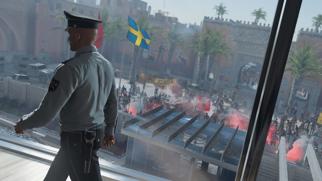 Soon, Agent 47 will be able to access his equipment offline