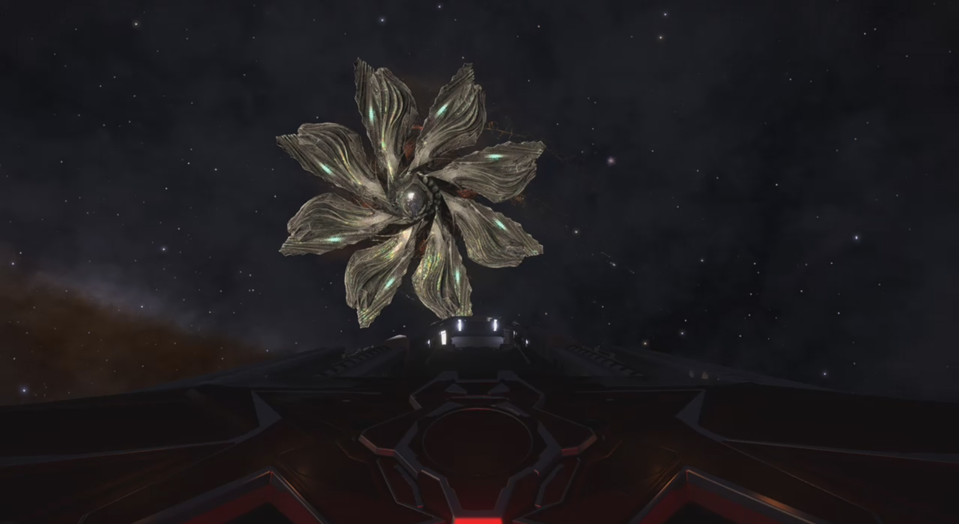 Players are encountering alien ships in Elite Dangerous