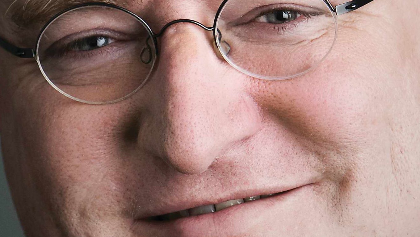 Valve making three 'full' games for VR, wants to advance the platform