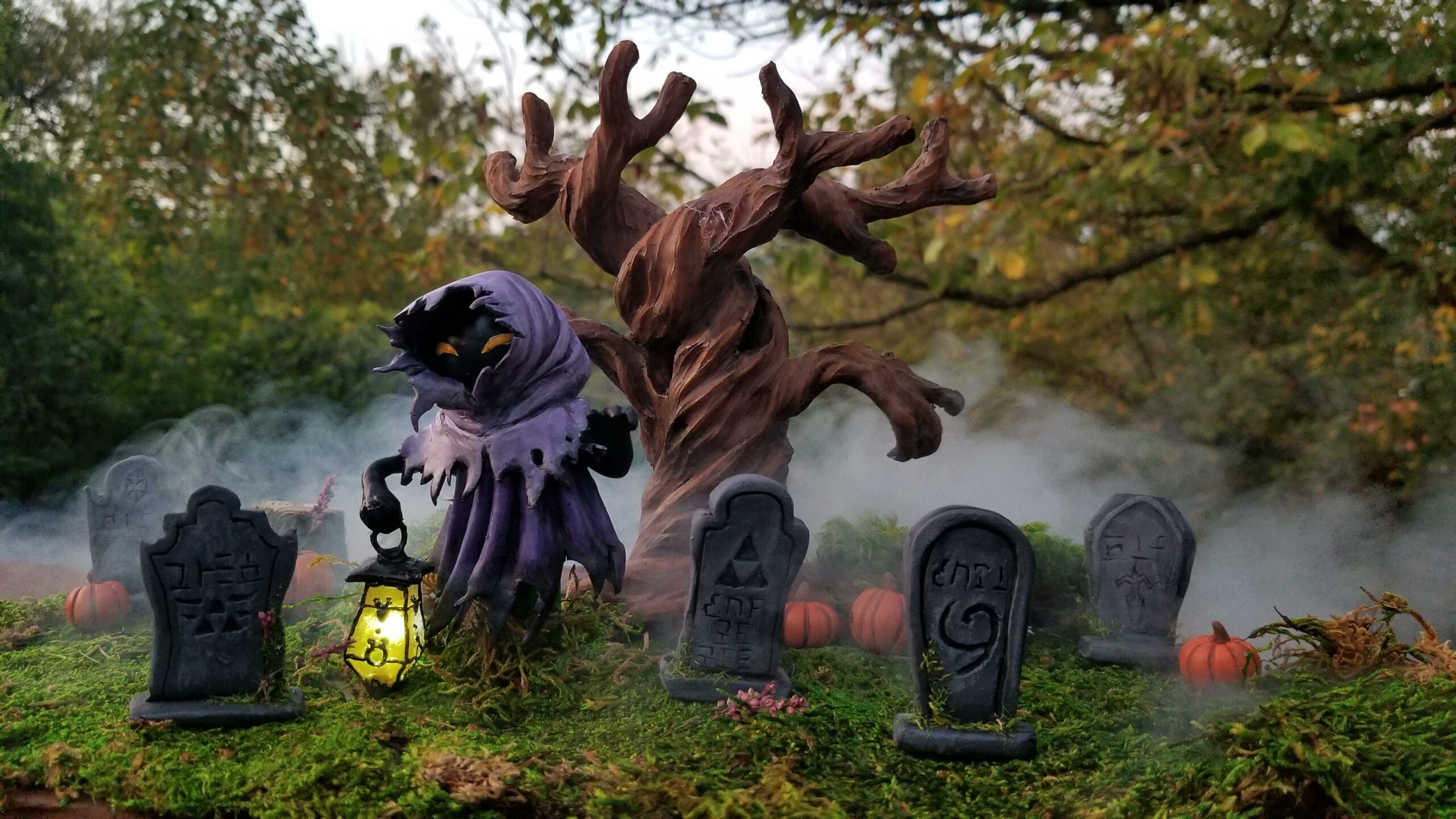 Let this Zelda Poe sculpture get you in the spooky Halloween mood