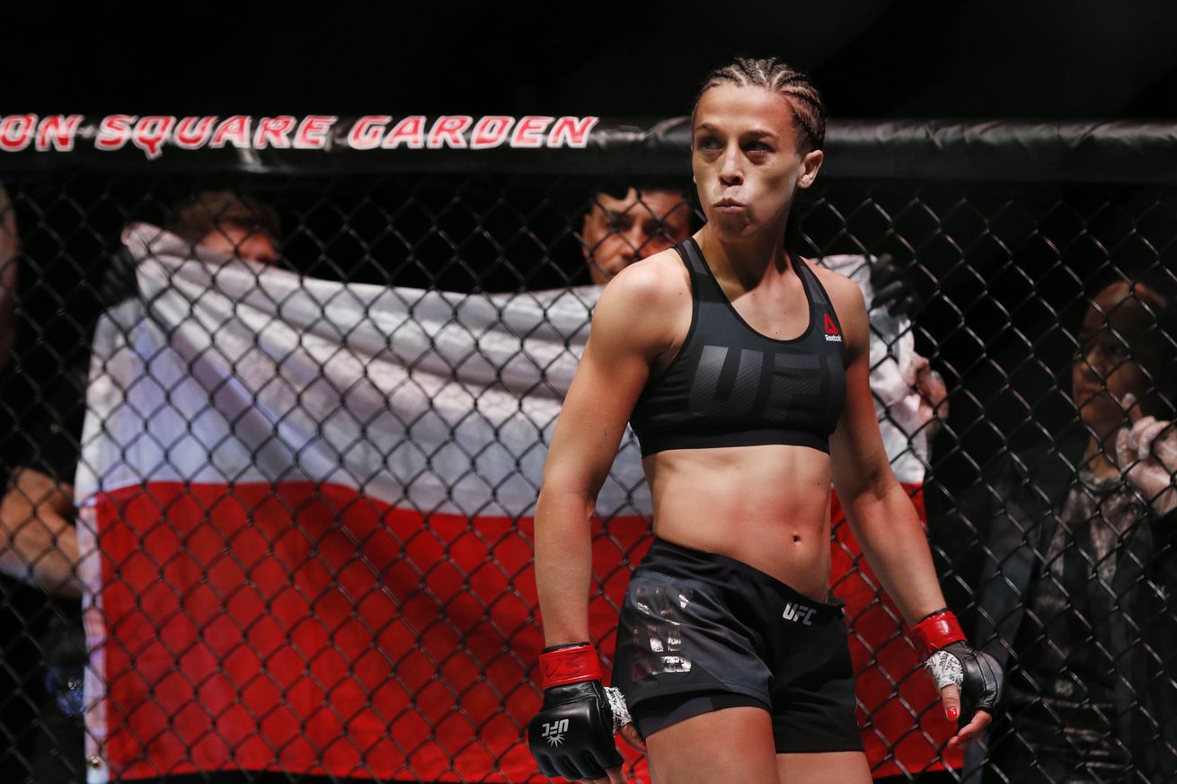 Put Joanna Jedrzejczyk on the cover of EA Sports UFC 3