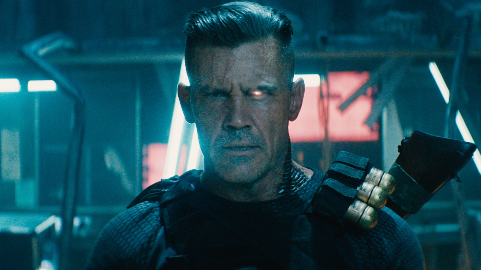 Deadpool prefers tea in bags in new Deadpool 2 trailer