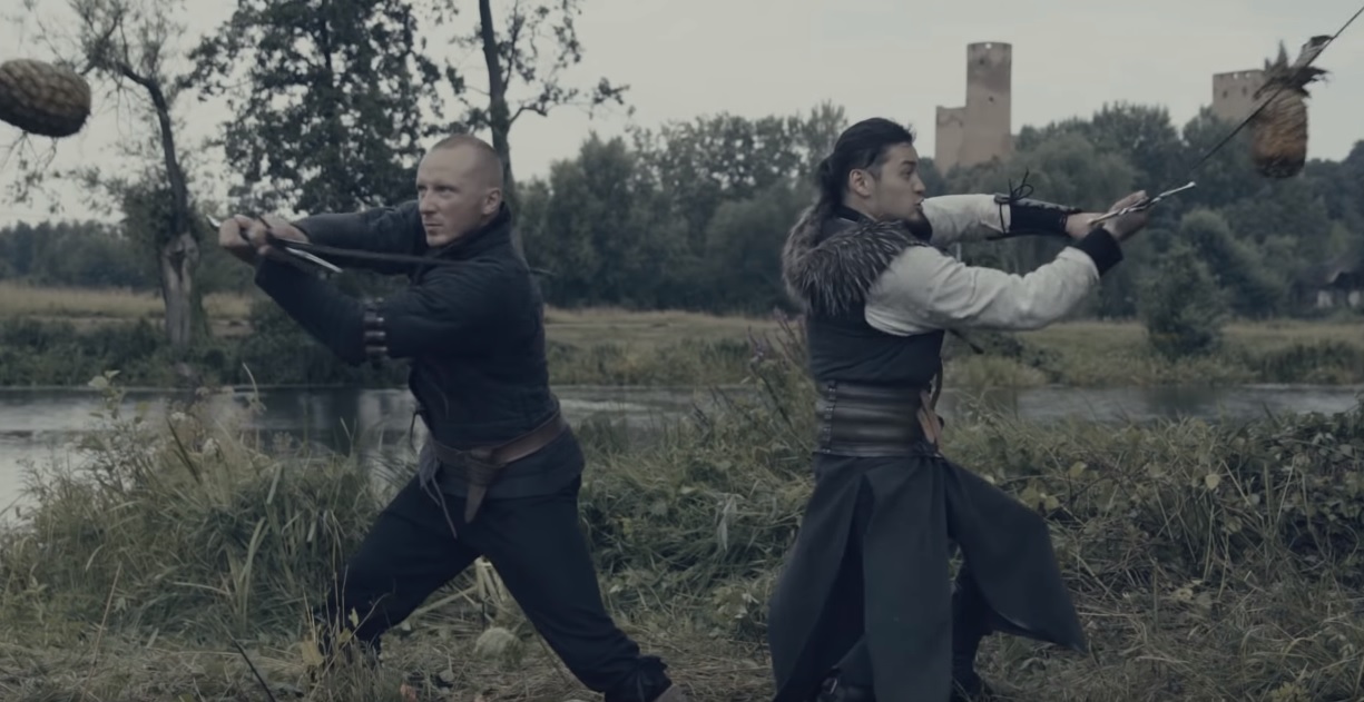 Professional sword instructor and Witcher mocap actor team up to slice some insidious fruit