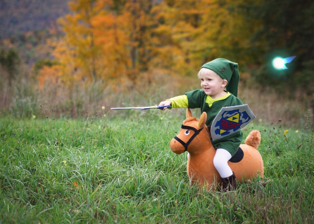 This kid's homemade Legend of Zelda Link costume will brighten my spirits for an entire week