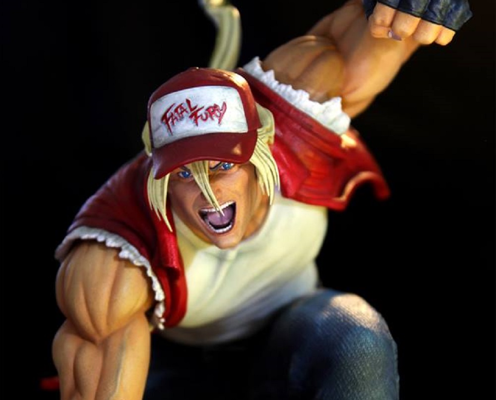 You could burn (knuckle) 700 bucks on this Terry Bogard statue