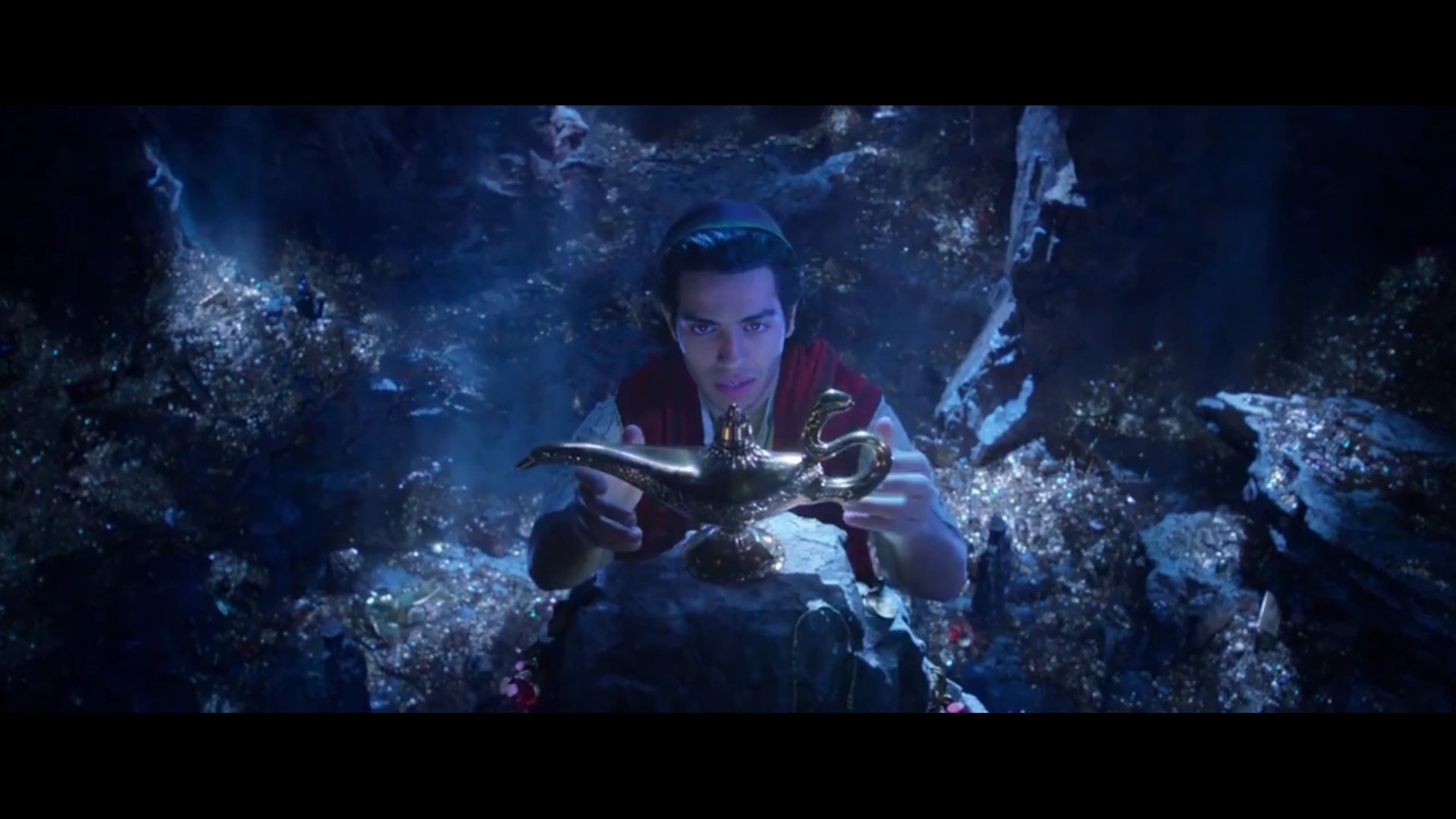 Here's our first glimpse of 2019's Aladdin
