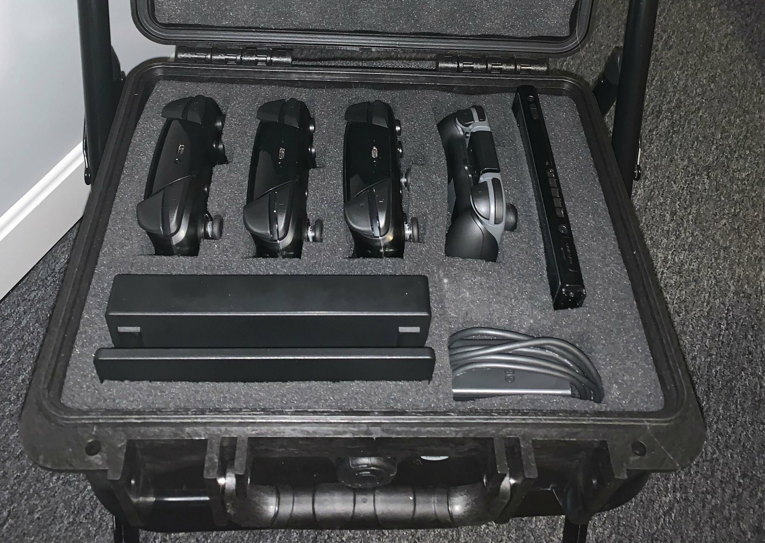 Man, I really need to make my own Switch carrying case like this one