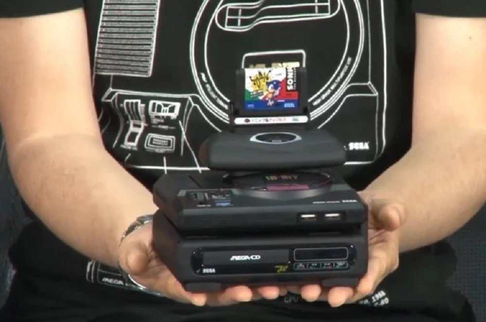 Japanese Mega Drive Mini variant features Mega CD and 32X accessories