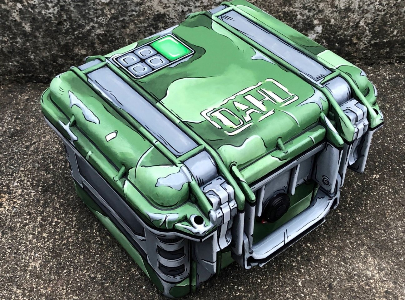 This real-life Borderlands 3 style crate is something else