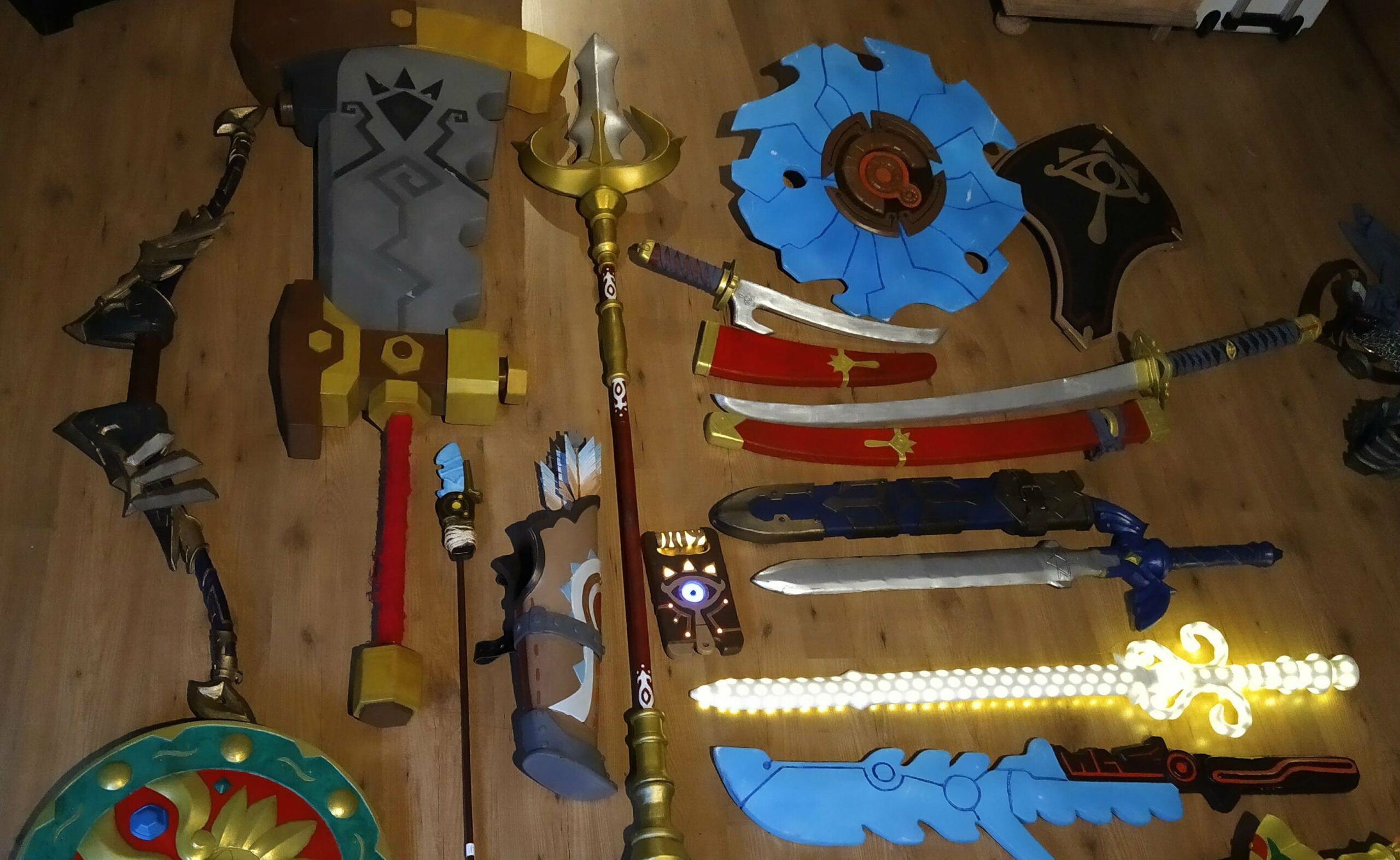 This fan has an entire real life Zelda: Breath of the Wild arsenal
