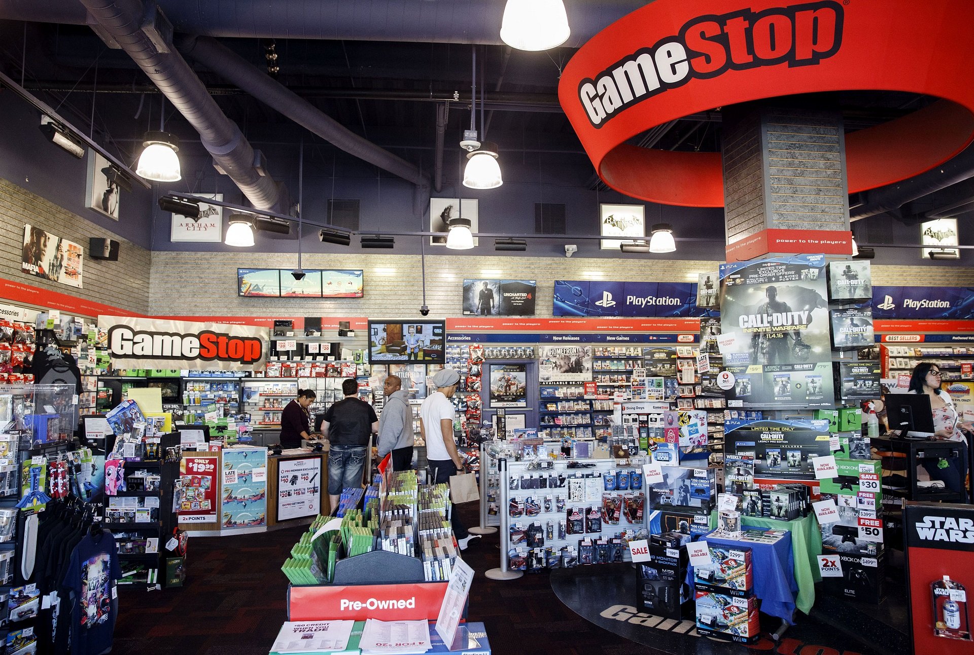 Essential retailer GameStop closing down for Thanksgiving