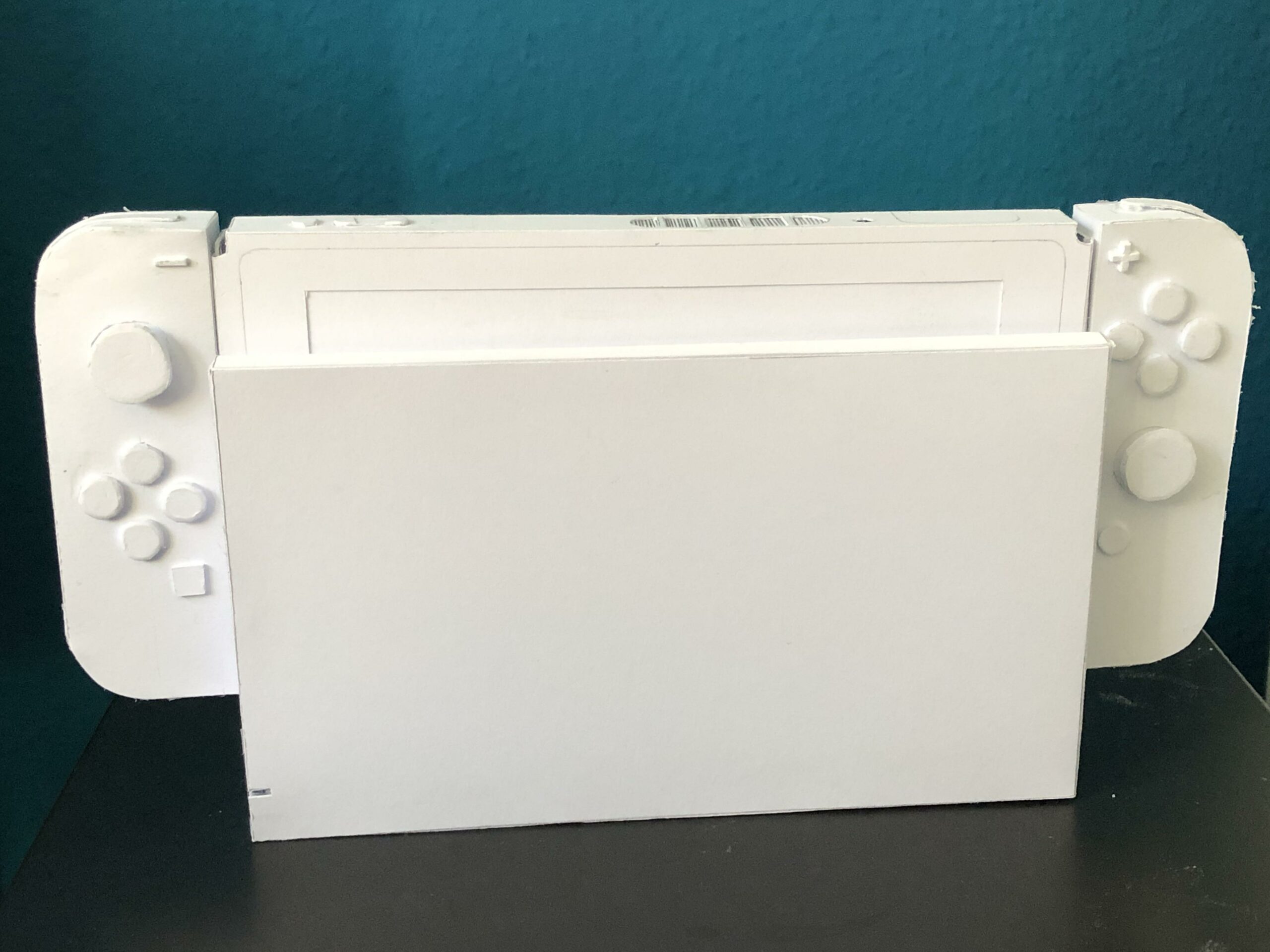 This replica Switch is made entirely out of paper and it's blowing my mind