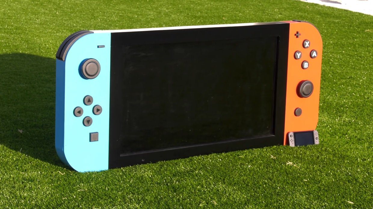 This madman made the world's largest working Switch
