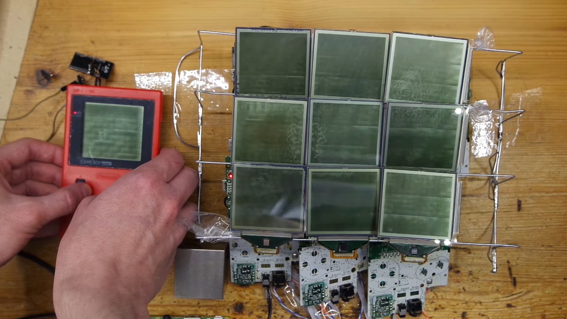 Someone made a 10 screen Game Boy monstrosity