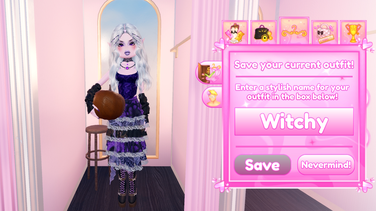 How to save Outfits in Dress to Impress