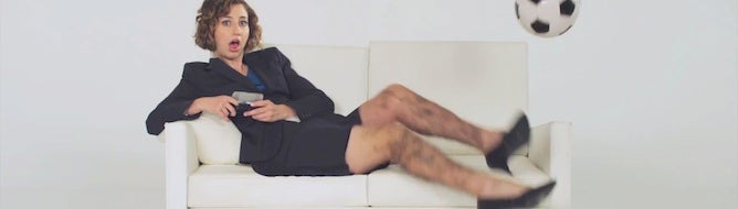 PES 2012 Xperia Play promoted with mutilated couch, Kristen Schaal