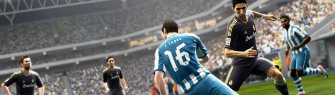PES 2013 pre-orders score steelbook