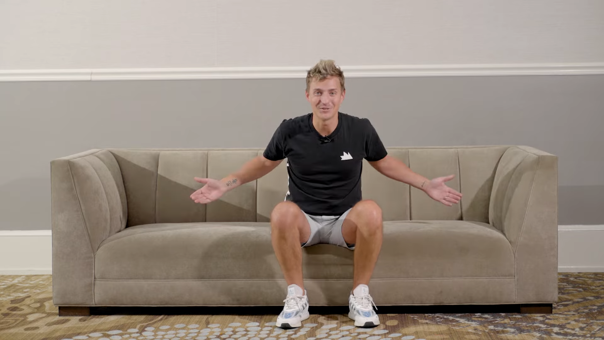 Ninja accused of using "mental health as a marketing strategy" after announcing return to streaming