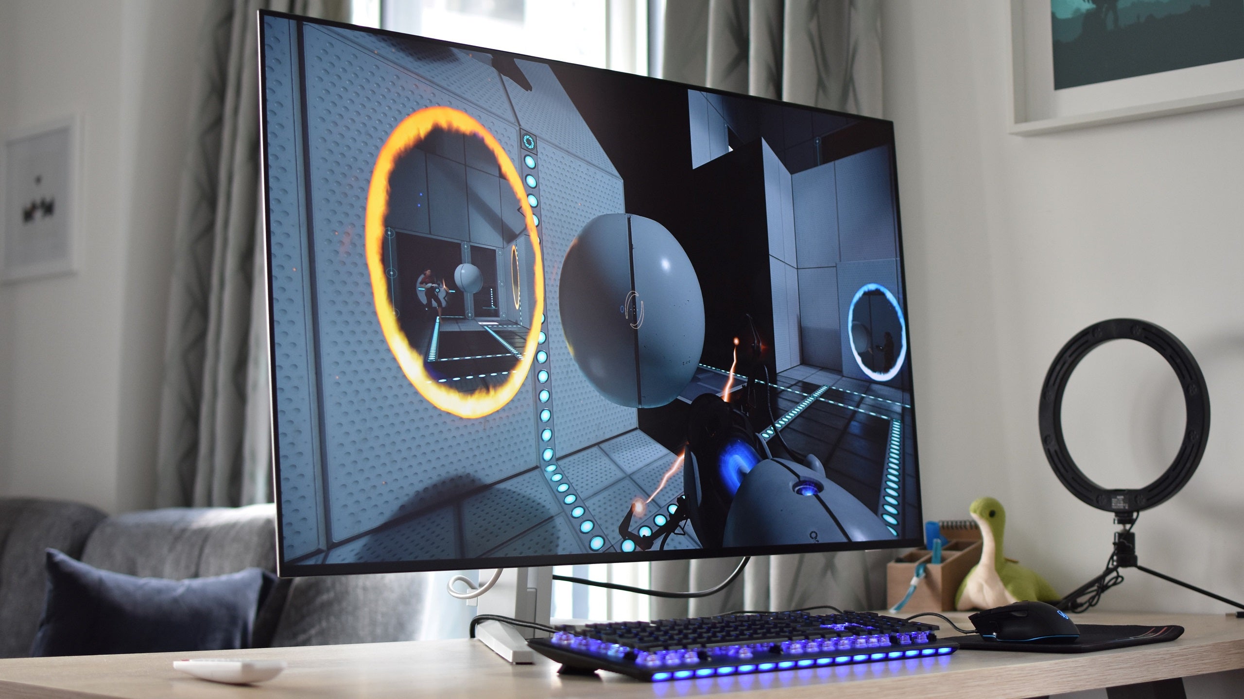 Philips Evnia 42M2N8900 review: a colourful colossus of an OLED gaming monitor