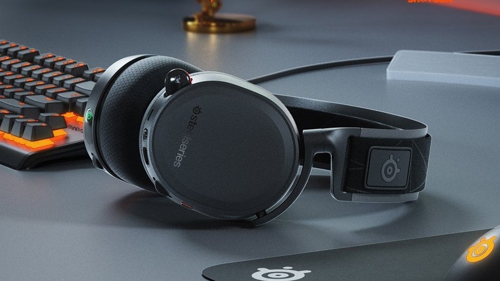 The stellar SteelSeries Arctis 7 gaming headset is down to £100 in the Prime Early Access Sale