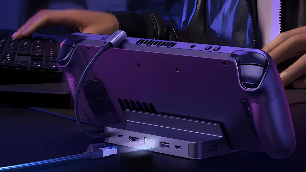 Amazon slashes price on perfect Steam Deck dock