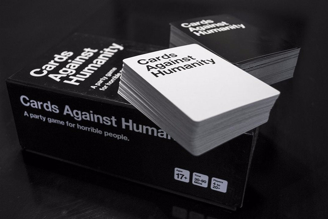 Cards Against Humanity is now online, free