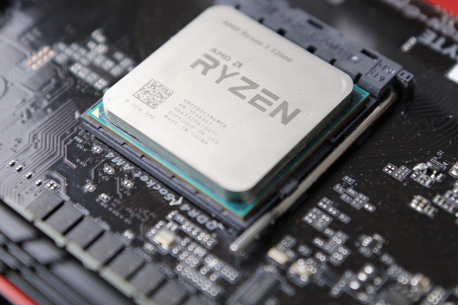 Ryzen 3 2200G/ Ryzen 5 2400G review: triple-A gaming without a graphics card?