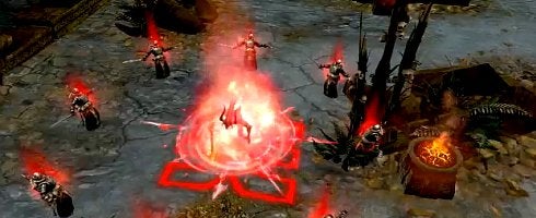 Dawn of War II: Chaos Rising video shows units