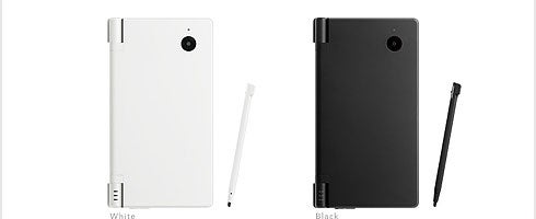 DSi sells 300,000 in first weekend in West [Update]