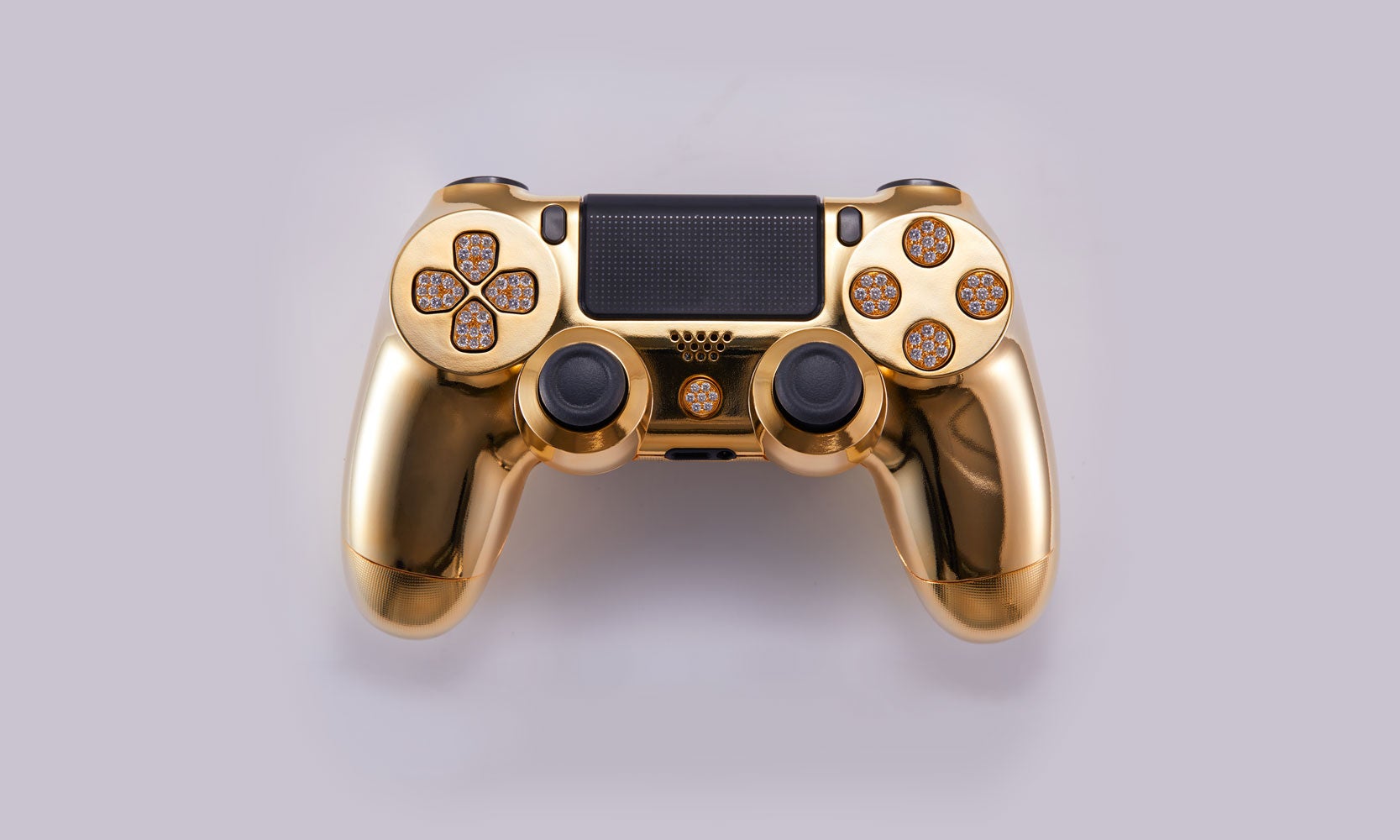 This gold and diamond encrusted PS4 controller will set you back $14,000