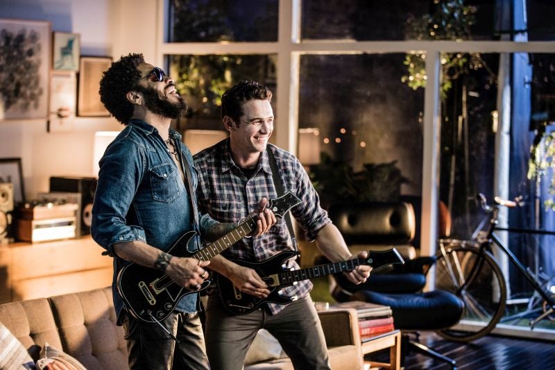 Thankfully, Lenny Kravitz' pants stay intact in this Guitar Hero Live trailer